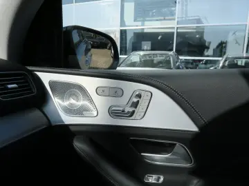 GLE 300 d 4M AMG Line Premium Night Airmatic AHK