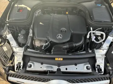 GLC 220 d 4M AMG-Line Mbux AHK Panorama 360°