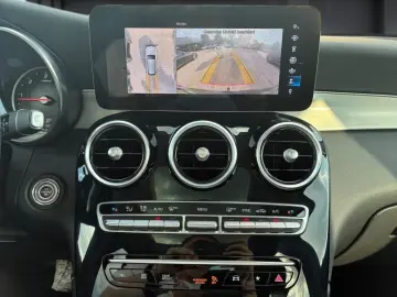 GLC 220 d 4M AMG-Line Mbux AHK Panorama 360°