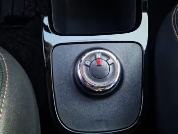 DACIA SPRING BEV 27kWh 65HP Extreme Auto