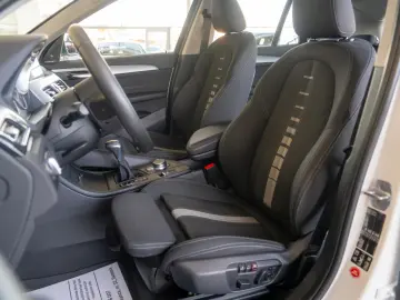 BMW X1 xDrive20i Steptronic  Advantage