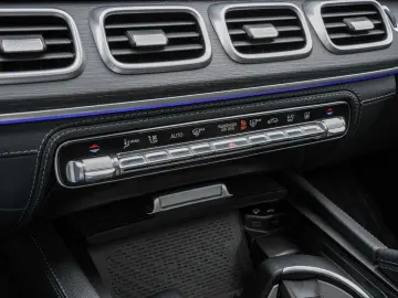 GLE 400d AMG Line 4Matic Stdhzg 360° Pano Burmes