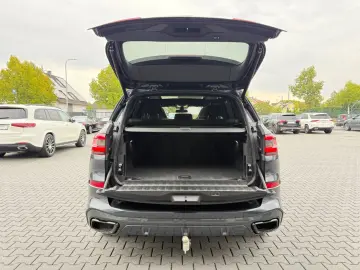 BMW X5*M50*INDIVIDUAL*3xTV*360°ACC*HUD*AHK*LASER*DAB