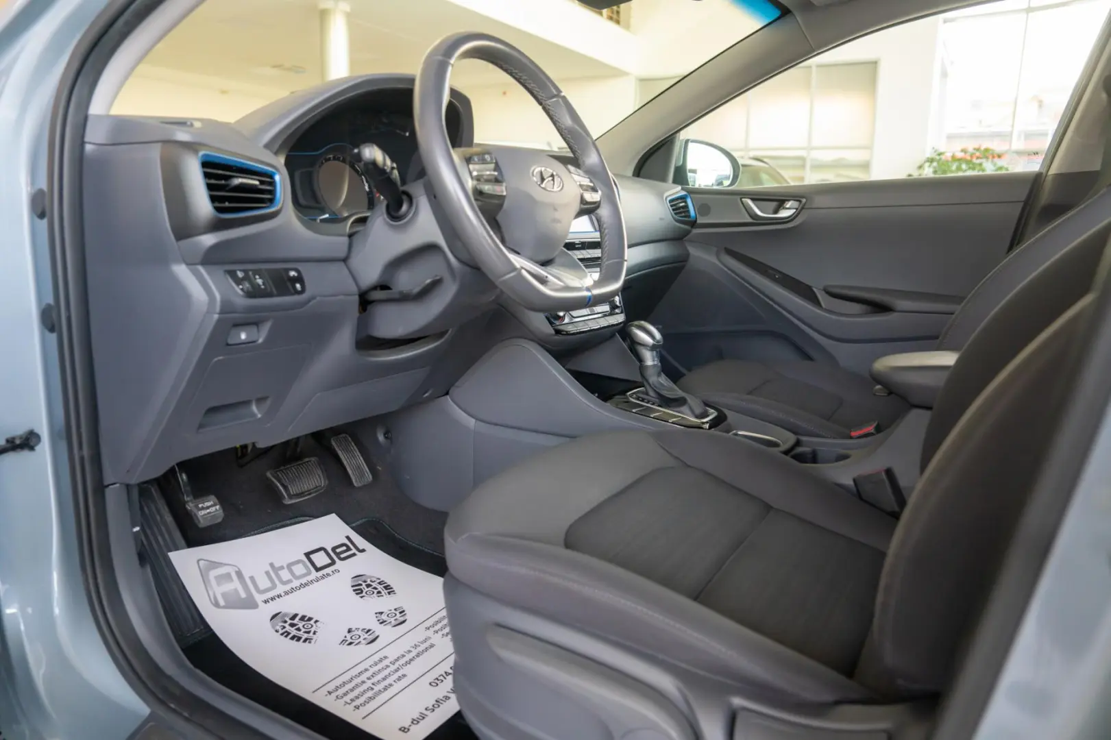 Hyundai Ioniq HYBRID 16