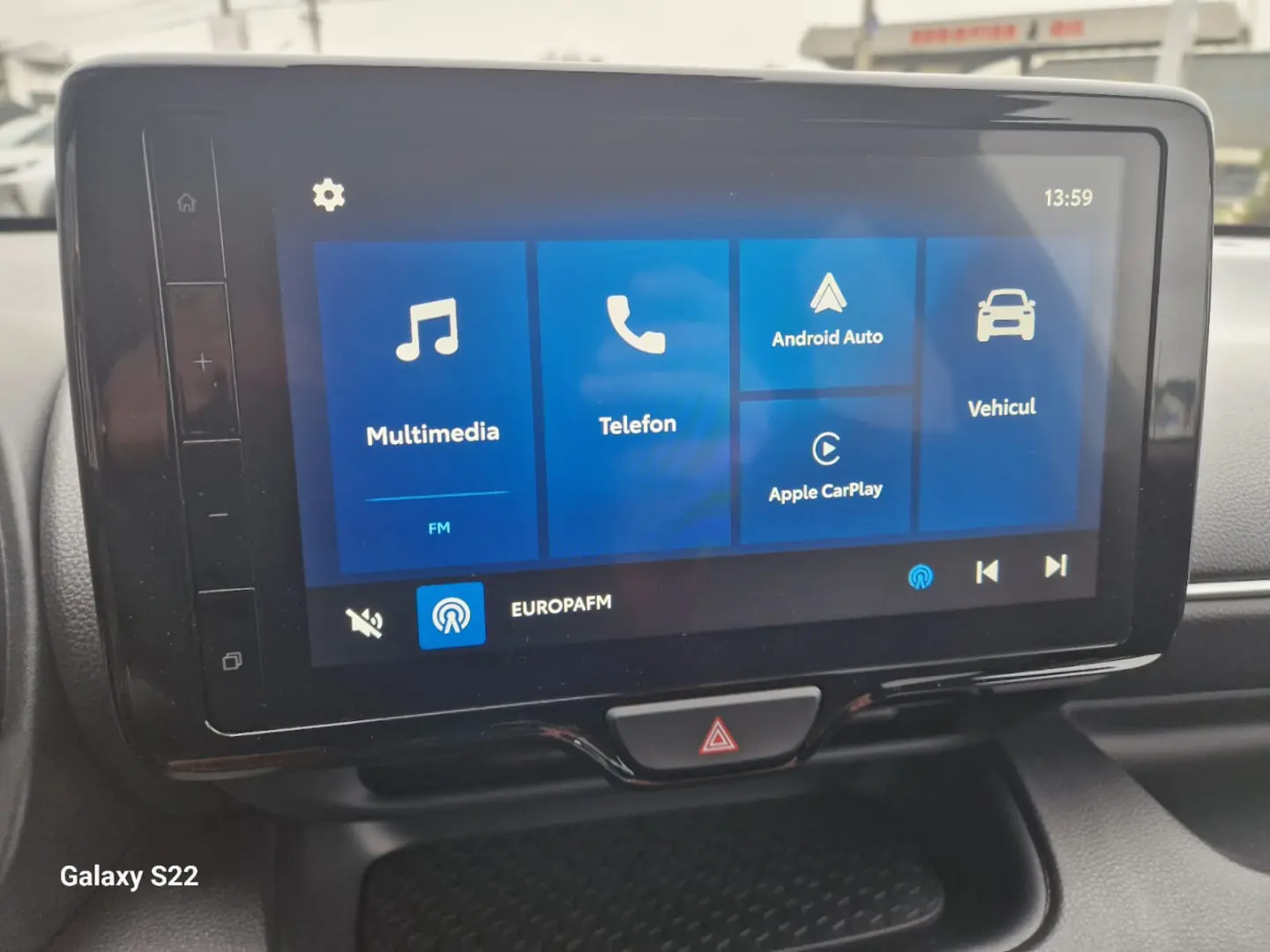 Yaris Hybrid  Dynamic