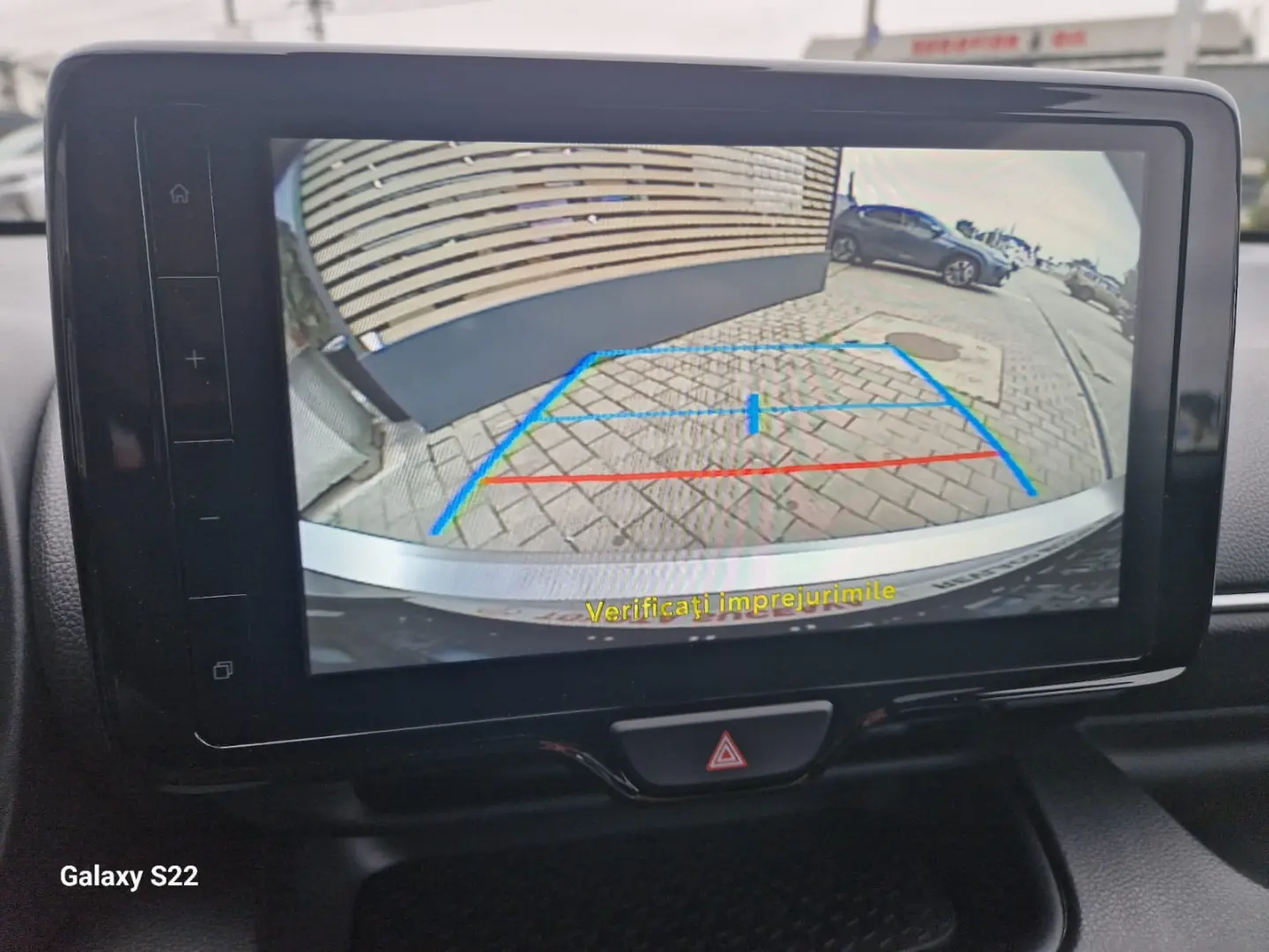 Yaris Hybrid  Dynamic