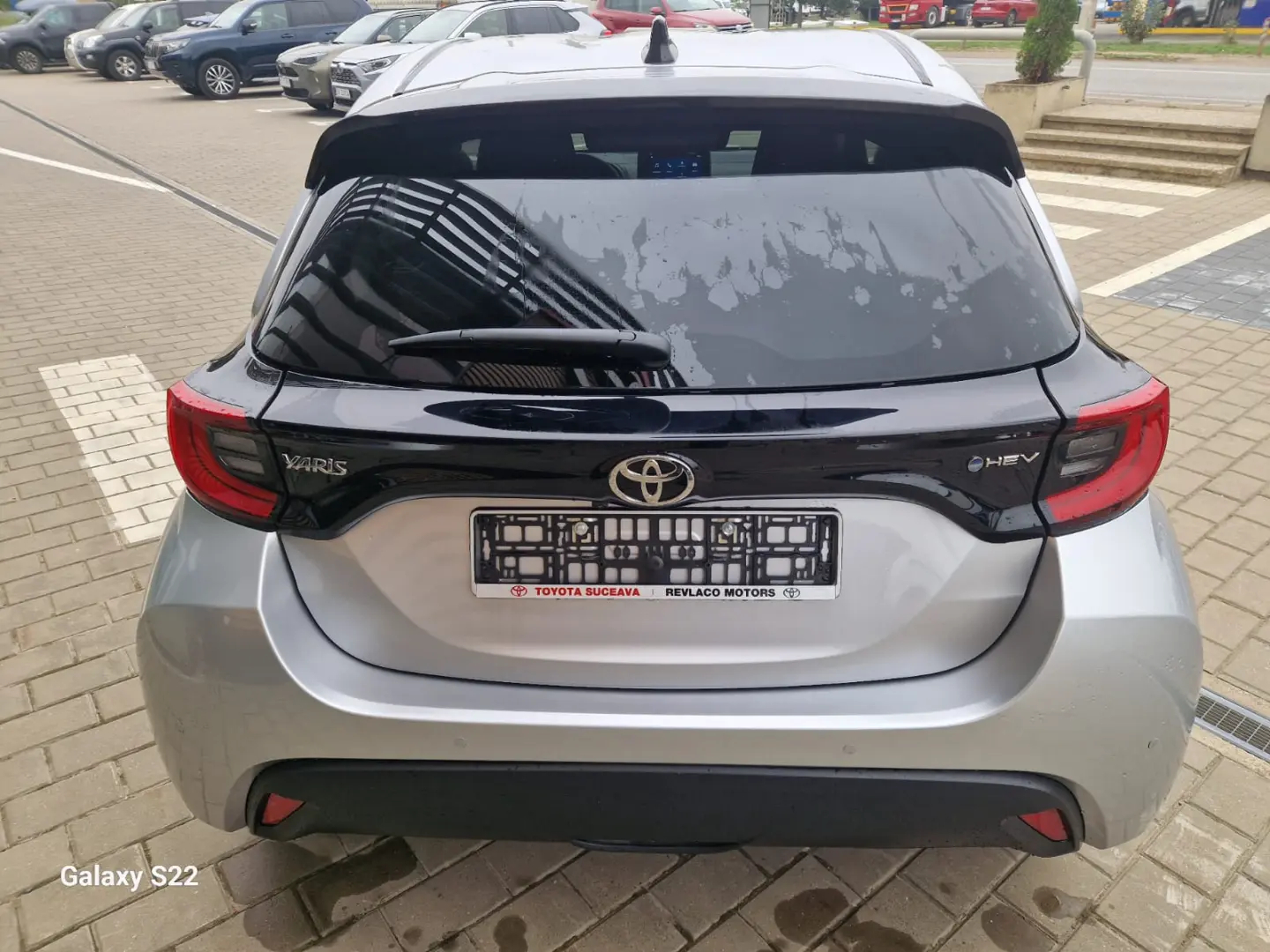 Yaris Hybrid  Dynamic
