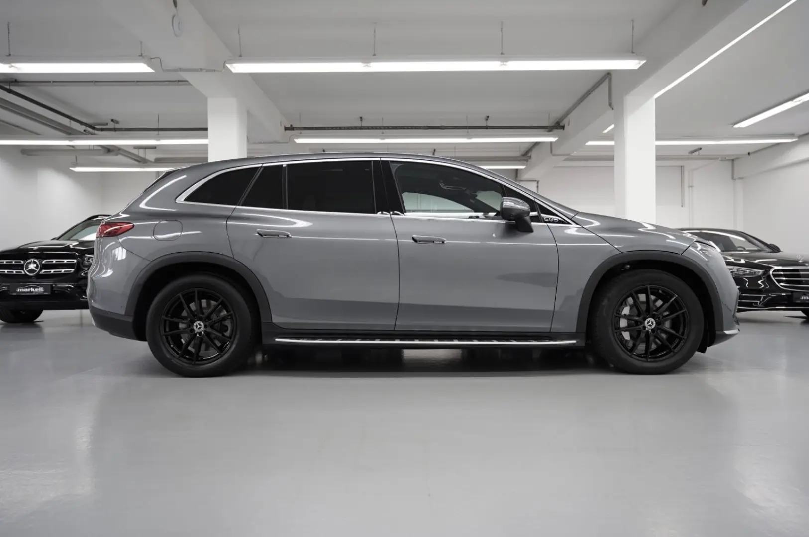 Mercedes-Benz EQS 450 4MATIC SUV-4x4-ELECTRIC PREMIUM