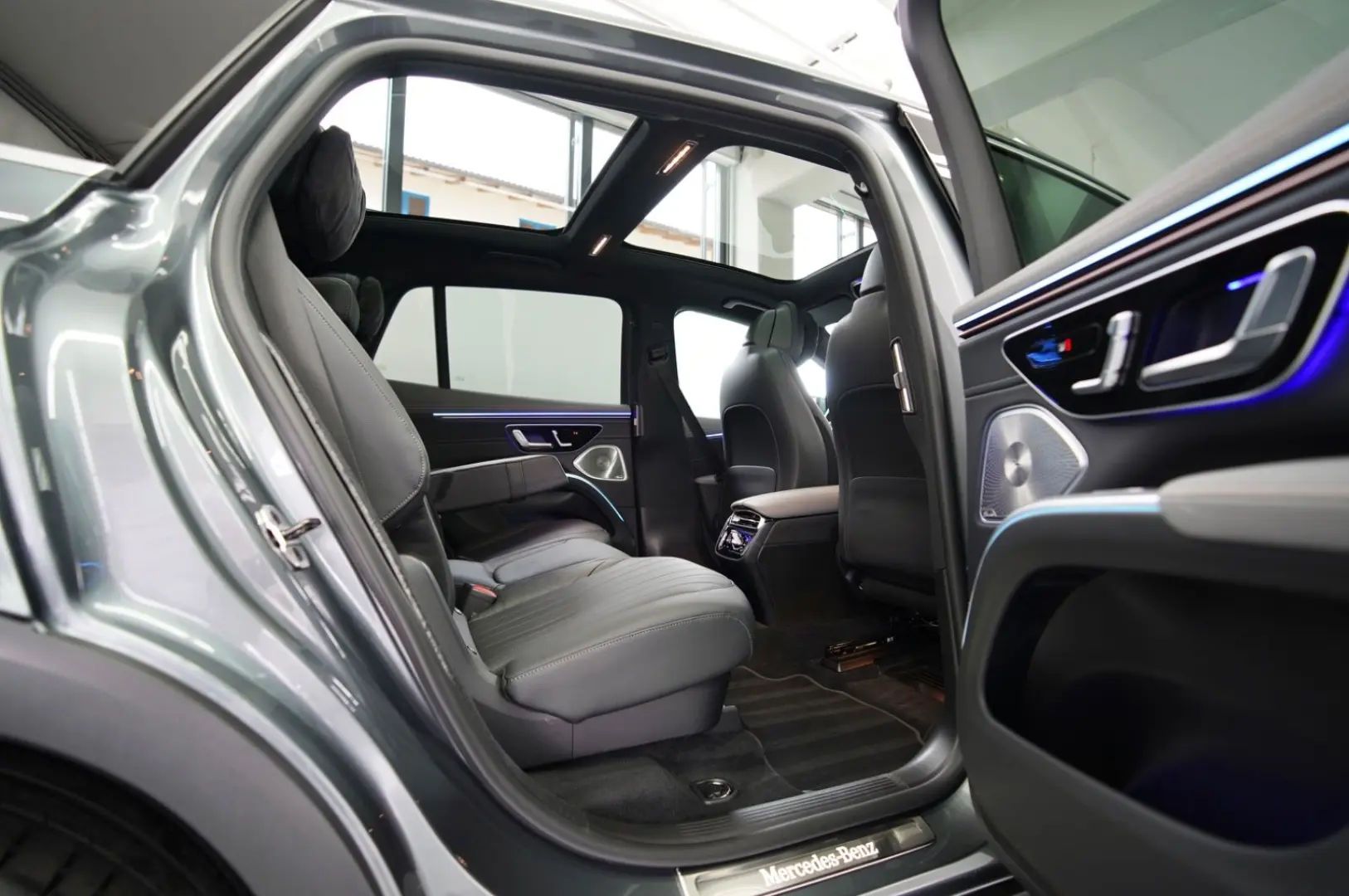 Mercedes-Benz EQS 450 4MATIC SUV-4x4-ELECTRIC PREMIUM