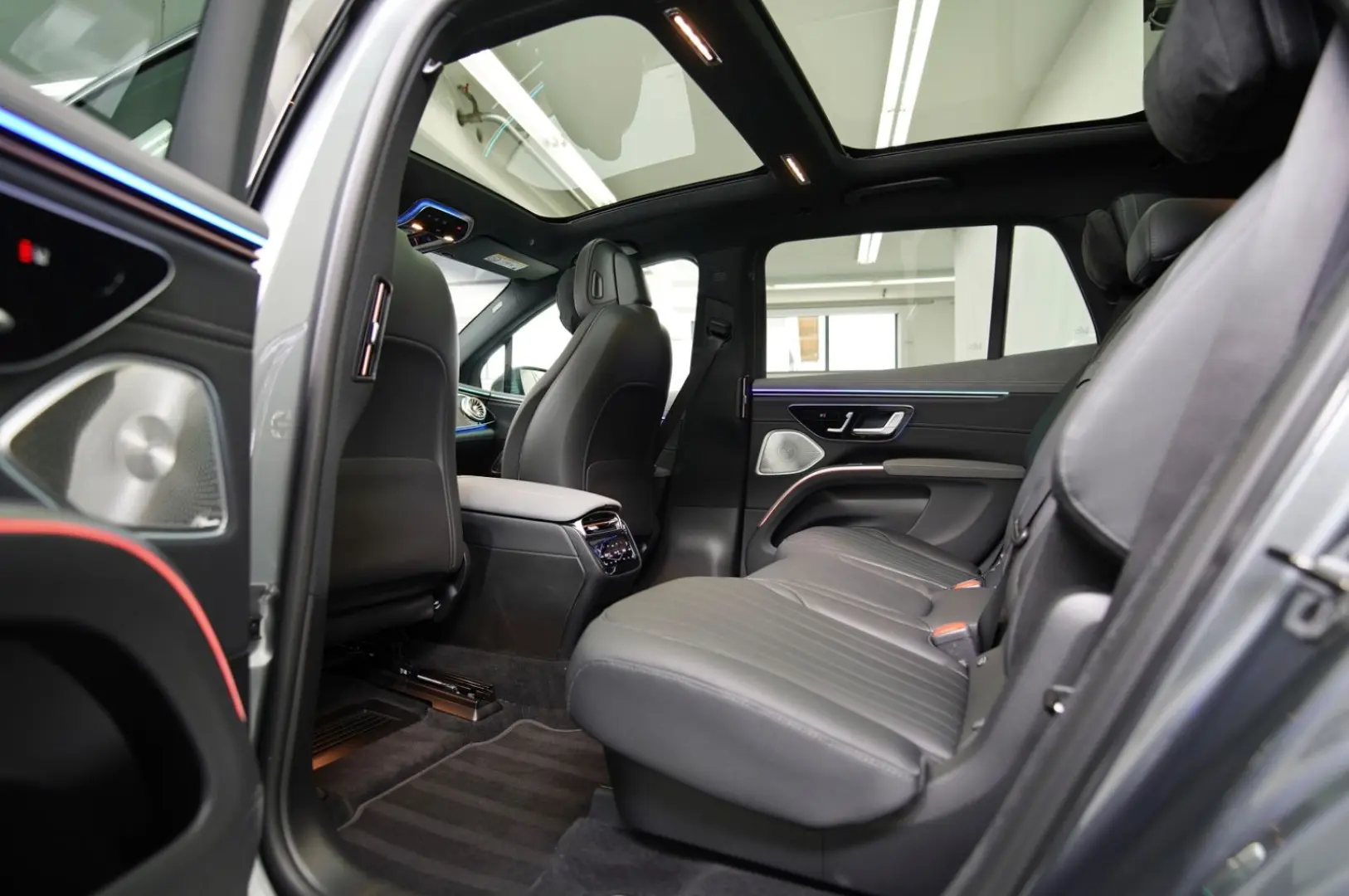 Mercedes-Benz EQS 450 4MATIC SUV-4x4-ELECTRIC PREMIUM
