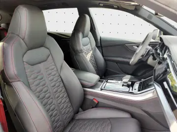 Audi RS Q8 RS-Sportabgas*Allradl.*HuD*Pano*