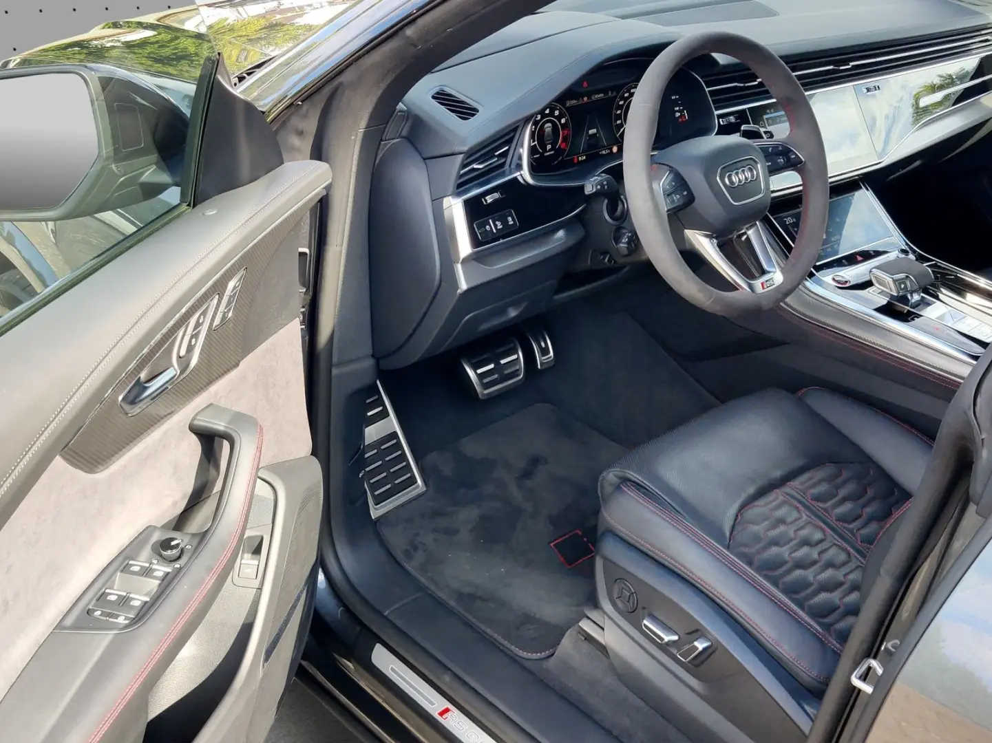 Audi RS Q8 RS-Sportabgas*Allradl.*HuD*Pano*