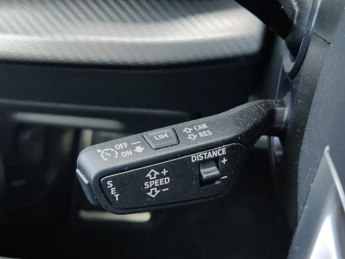 Audi RS Q8 RS-Sportabgas*Allradl.*HuD*Pano*