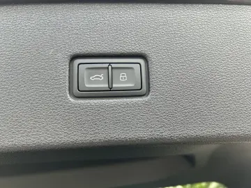 Audi RS Q8*HUD*RS*23ZOLL*PANO*LASER*