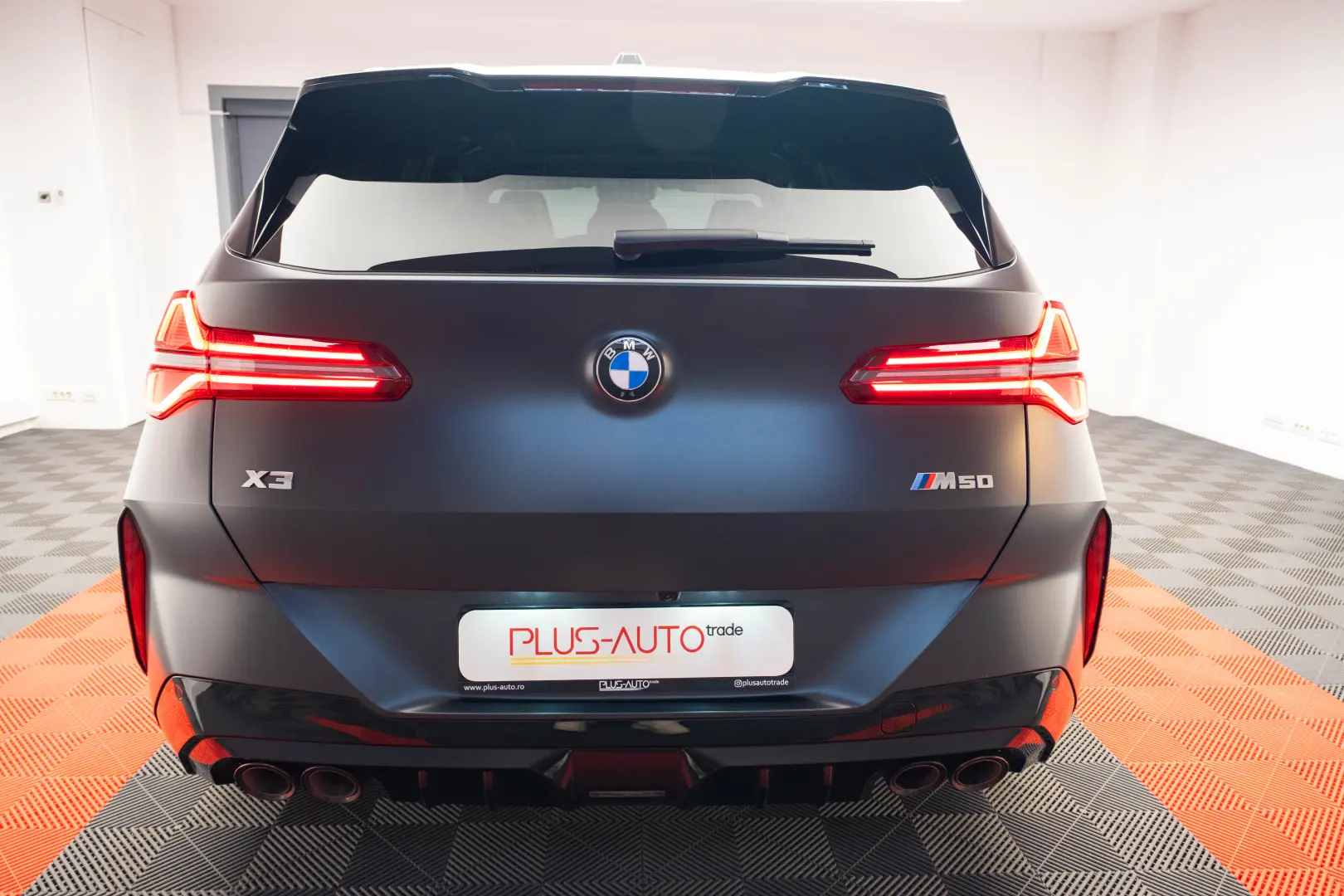 BMW X3 M50