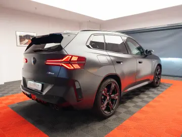 BMW X3 M50