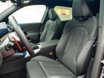 BMW X3 M50