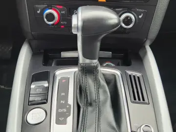 Audi Q5 2.0 TDI Quattro (clean diesel) S tronic