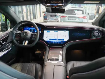 Mercedes-Benz EQE SUV 500 4M AMG Line Carbon HYPERSCREEN