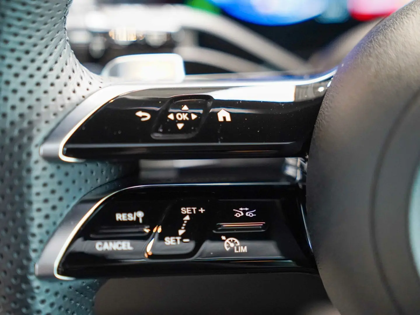 Mercedes-Benz EQE SUV 500 4M AMG Line Carbon HYPERSCREEN