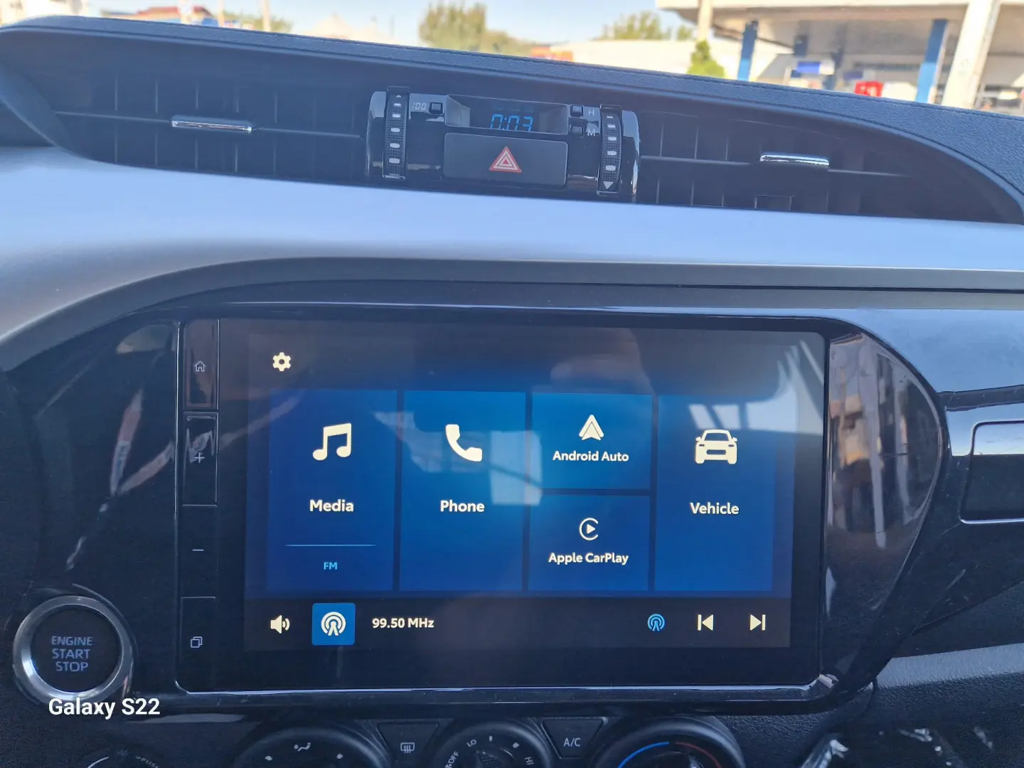 Toyota Hilux 2.4D 150CP 4x4 Double Cab AT Comfort