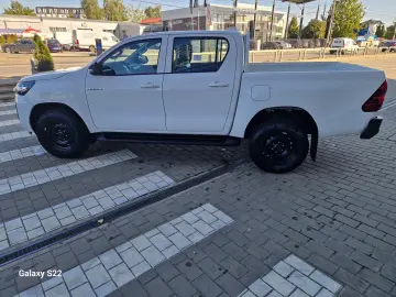 Toyota Hilux 2.4D 150CP 4x4 Double Cab AT Comfort