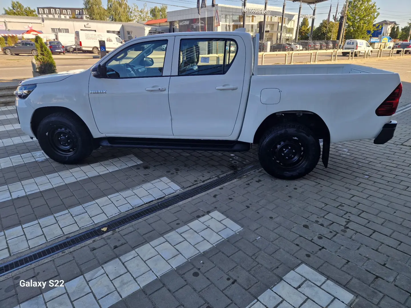 Toyota Hilux 2.4D 150CP 4x4 Double Cab AT Comfort