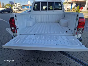 Toyota Hilux 2.4D 150CP 4x4 Double Cab AT Comfort