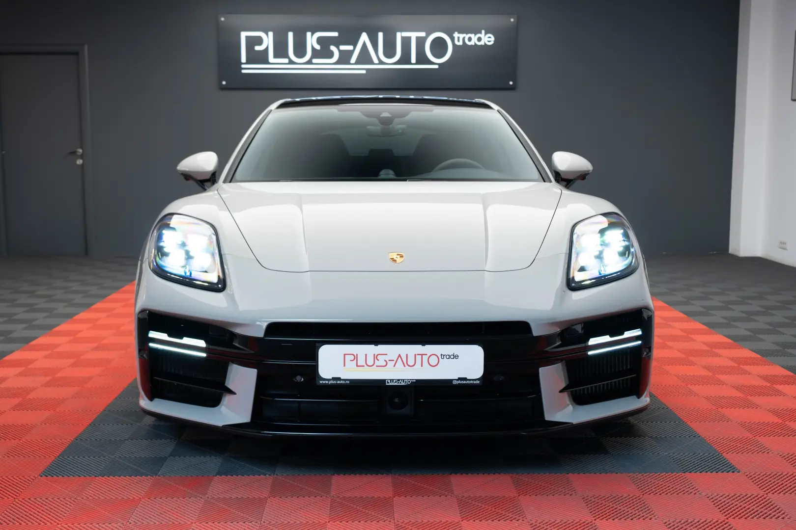 Porsche Panamera4S E-Hybrid