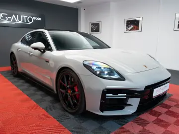 Porsche Panamera4S E-Hybrid