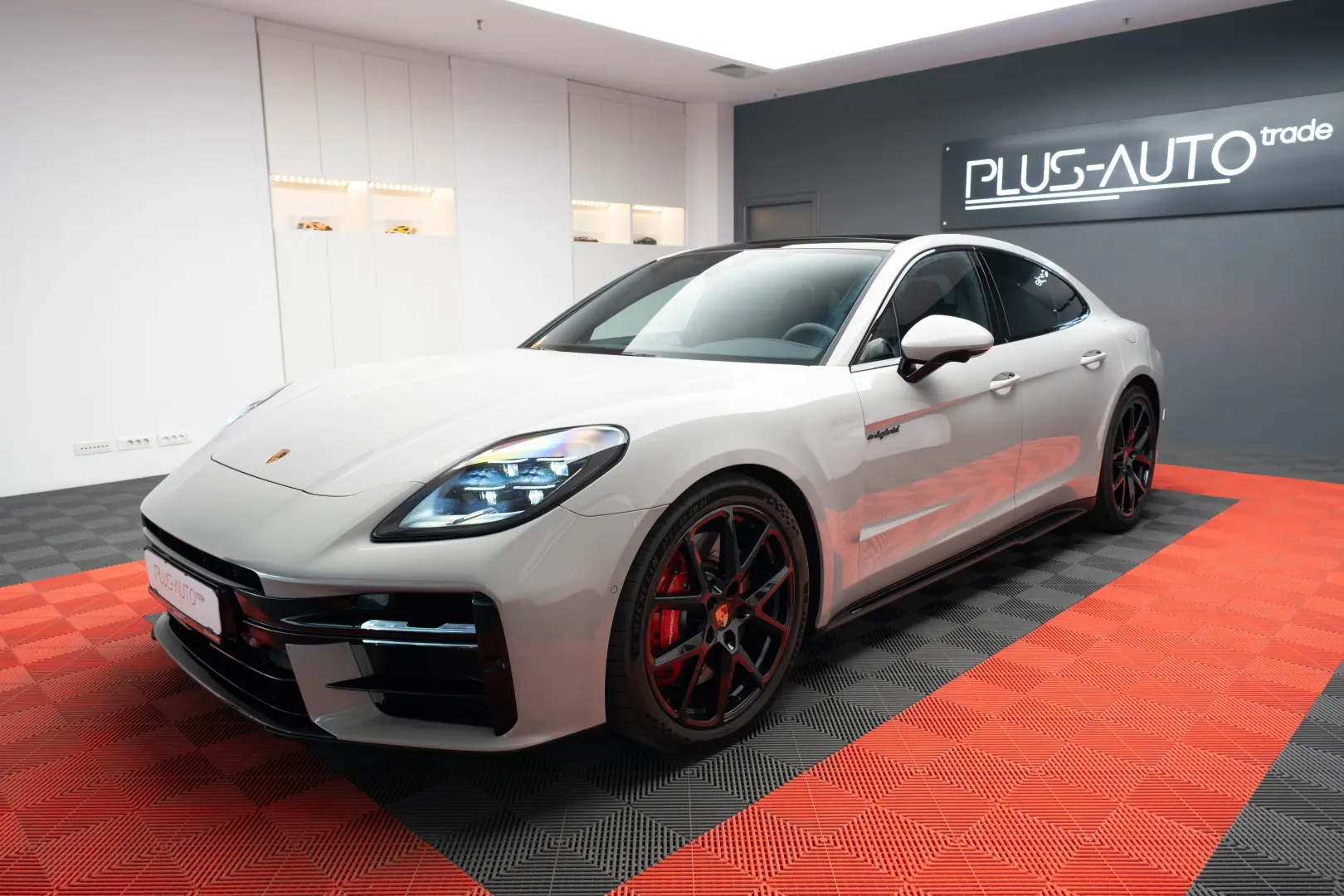 Porsche Panamera4S E-Hybrid