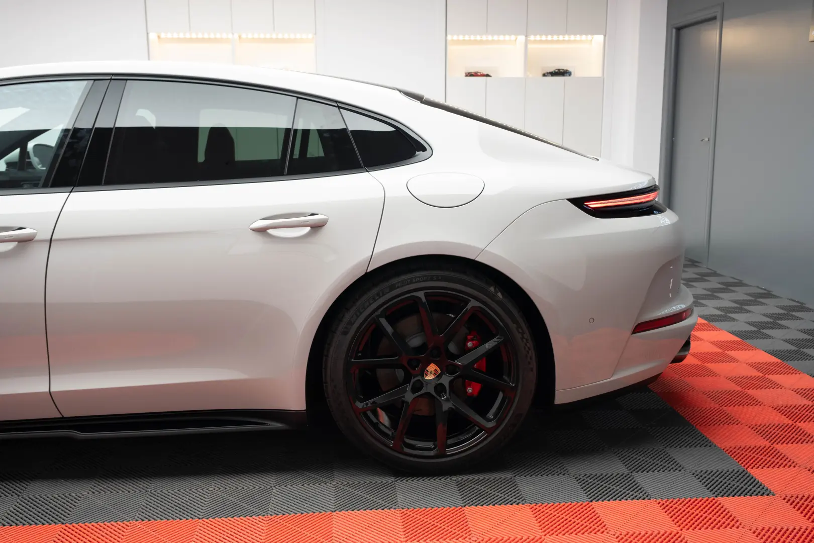 Porsche Panamera4S E-Hybrid