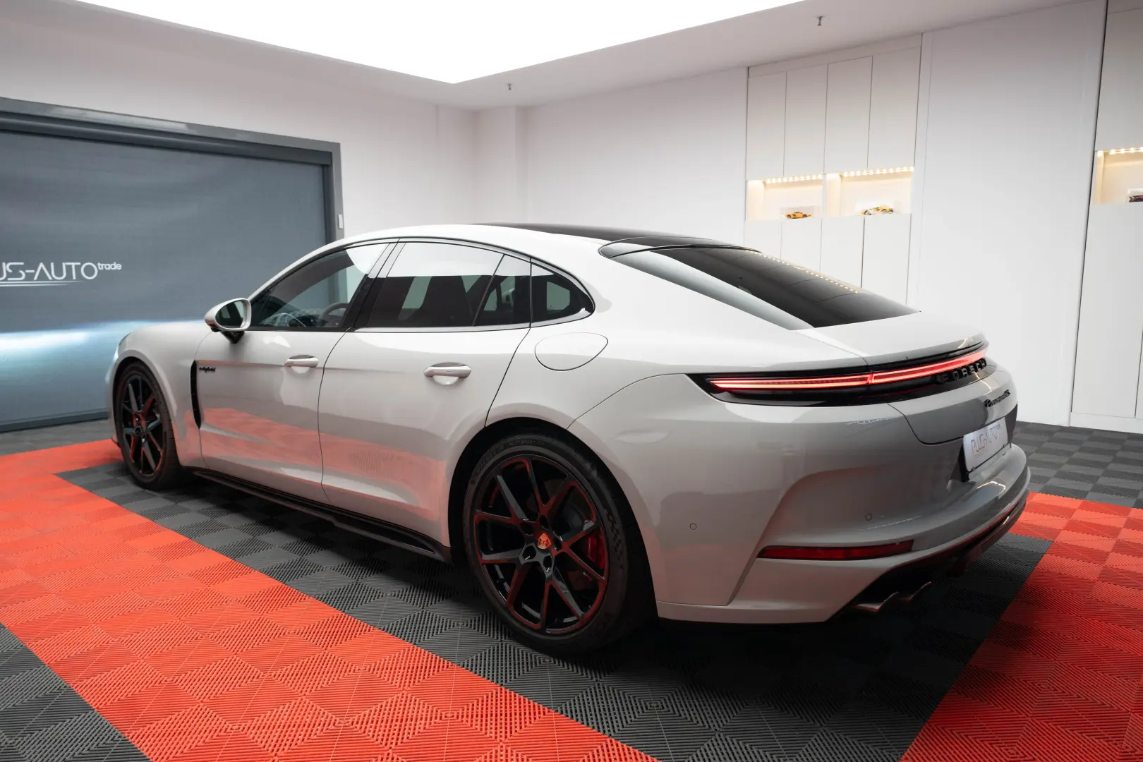 Porsche Panamera4S E-Hybrid