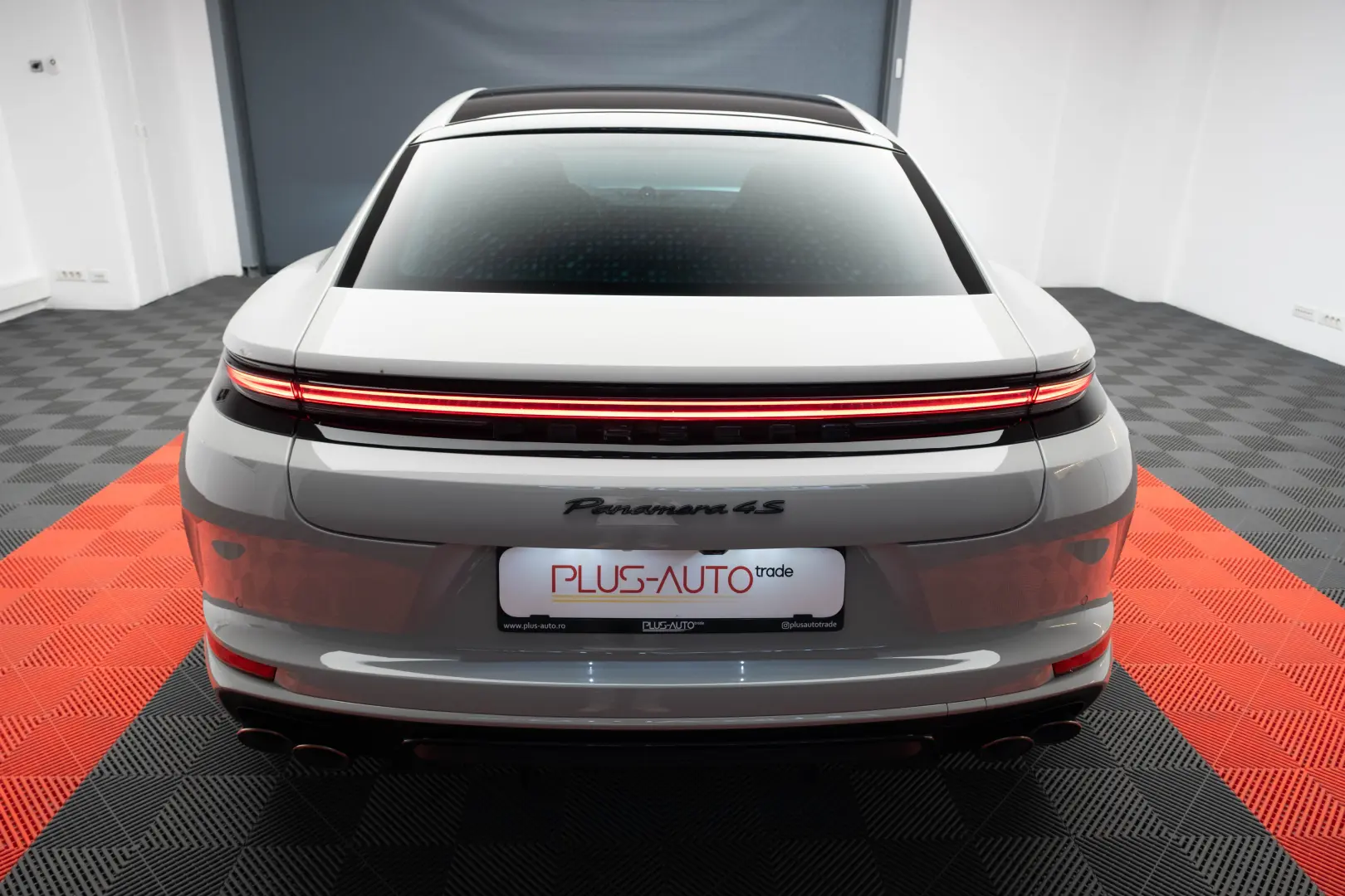 Porsche Panamera4S E-Hybrid