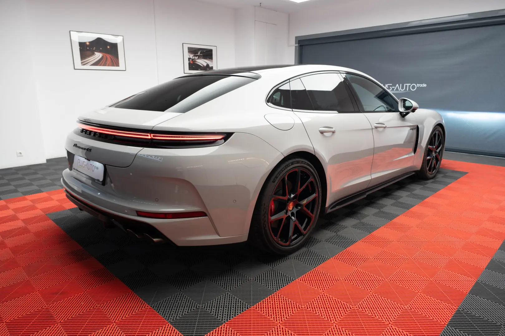 Porsche Panamera4S E-Hybrid
