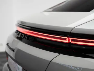 Porsche Panamera4S E-Hybrid
