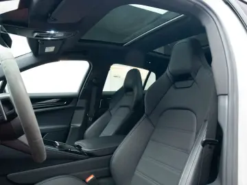 Porsche Panamera4S E-Hybrid