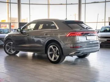 Audi Q8 Quattro 3.0 TDI S-Line