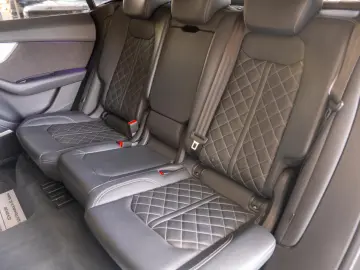 Audi Q8 Quattro 3.0 TDI S-Line