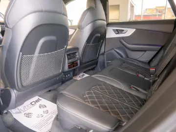 Audi Q8 Quattro 3.0 TDI S-Line