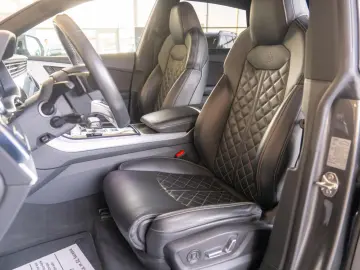 Audi Q8 Quattro 3.0 TDI S-Line