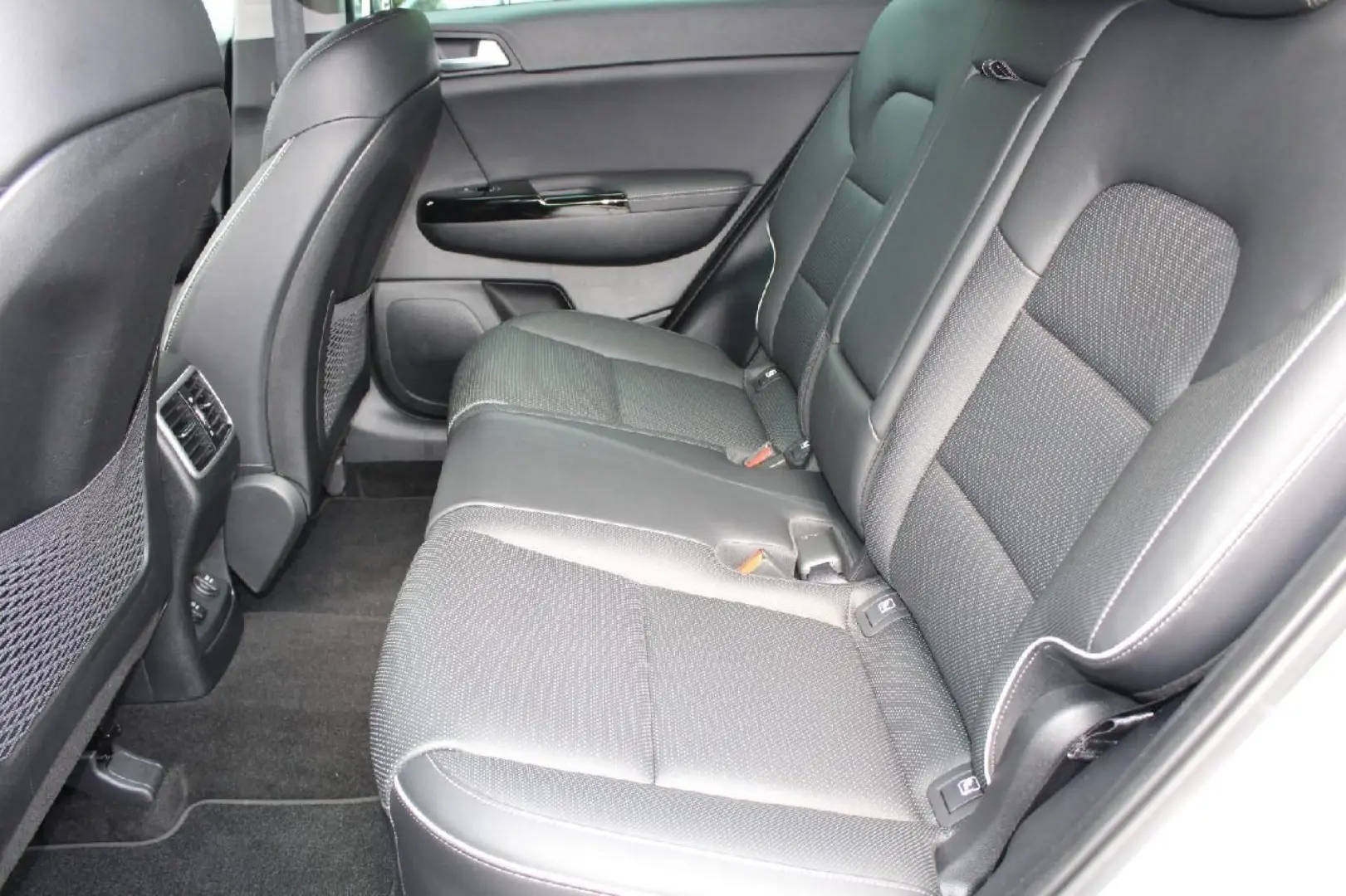 Sportage Black Edition 2WD