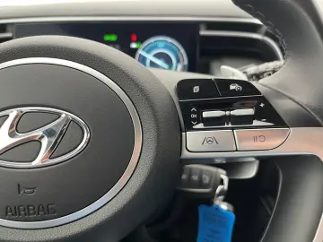 TUCSON 1.6 T-GDI Select Hybrid *KAM*PDC*CARPLAY*