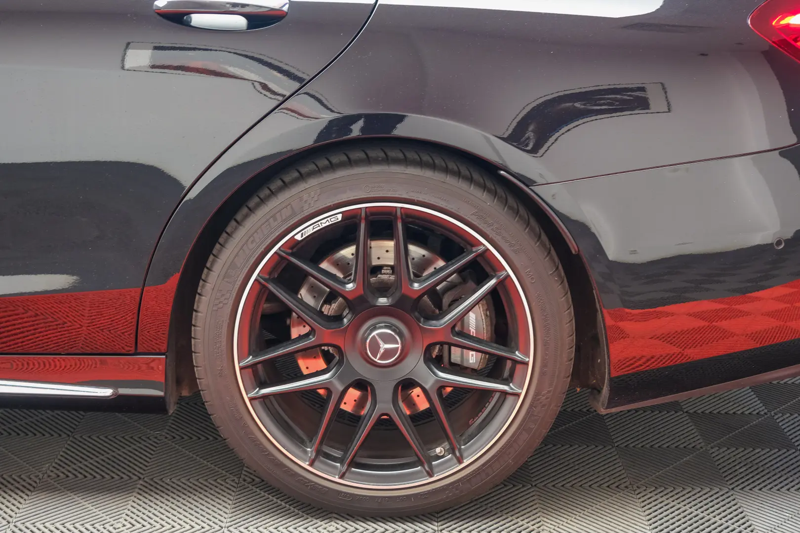 Mercedes-Benz S 63 AMG L 4Matic+ 9G-TRONIC