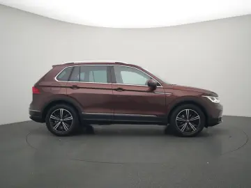 Tiguan Elegance DSG SHZ PDC KEYLESS KAM 360°