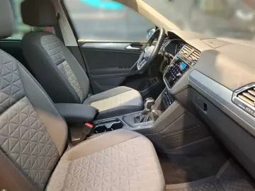 Tiguan Life 1.4 eHybrid DSG BusinessPremium LED