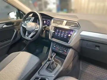 Tiguan Life 1.4 eHybrid DSG BusinessPremium LED