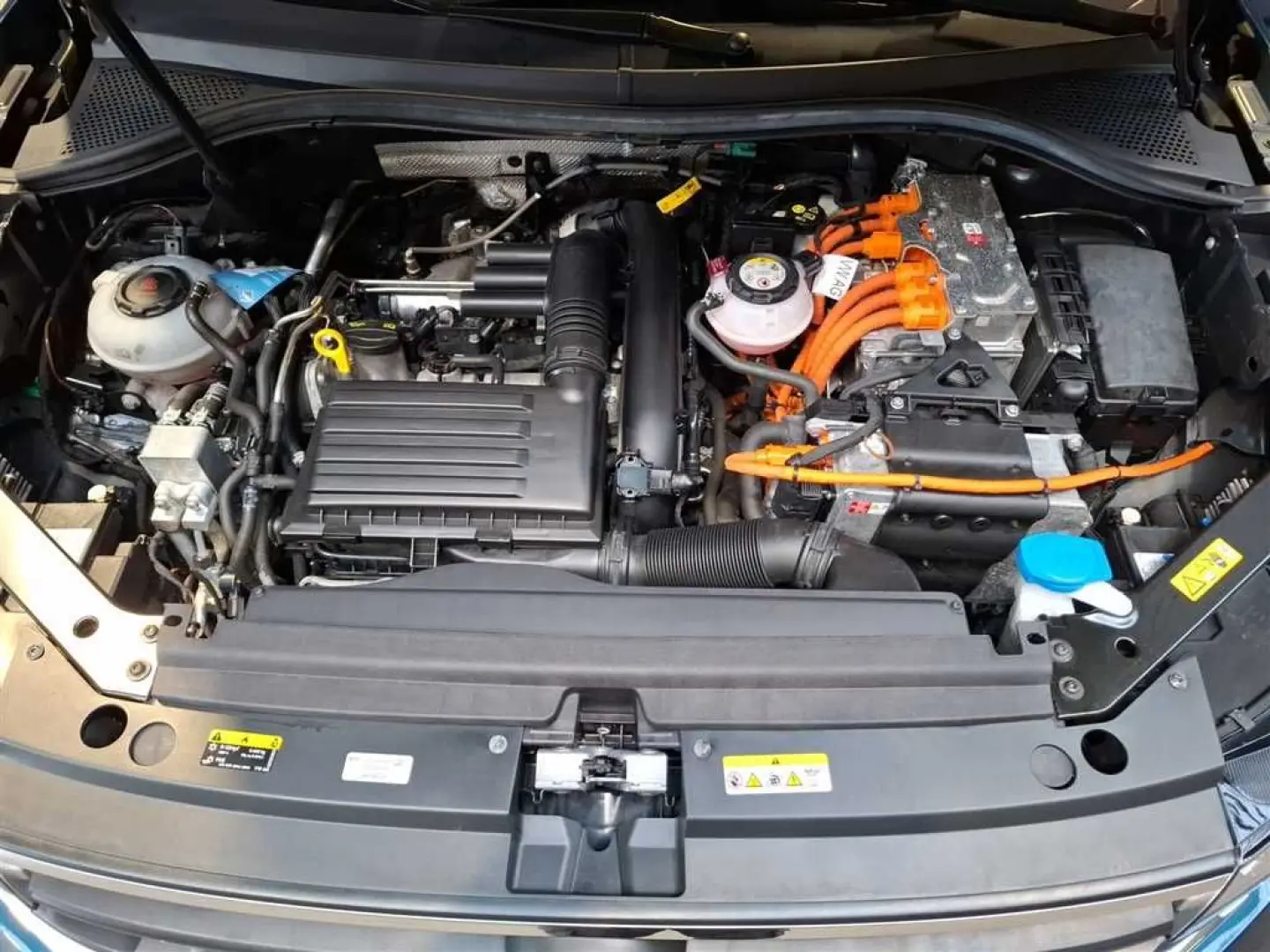 Tiguan Life 1.4 eHybrid DSG BusinessPremium LED