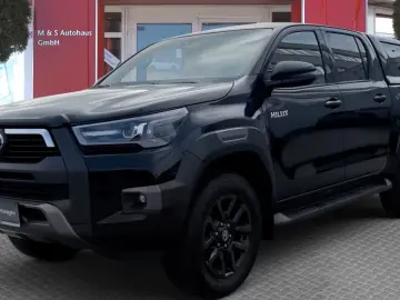 Hilux 2.8 Double Cab Invincible 4x4 ACC LED 360