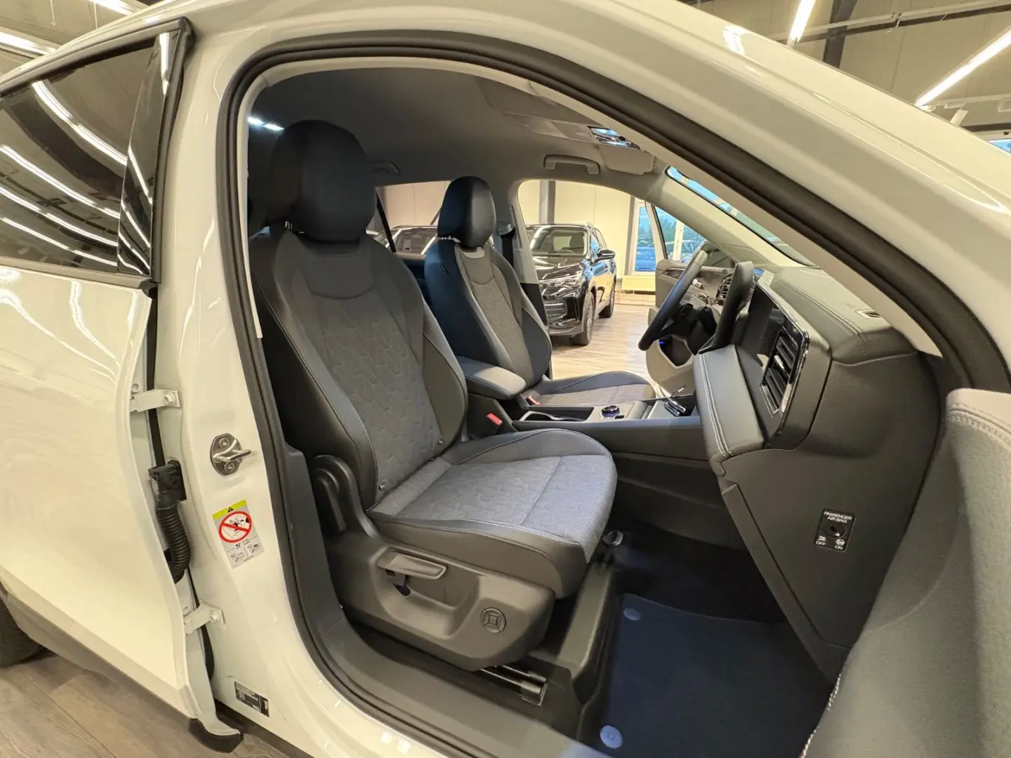 Tiguan 1.5 eTSI Life ACC AHK Kamera Virt LED